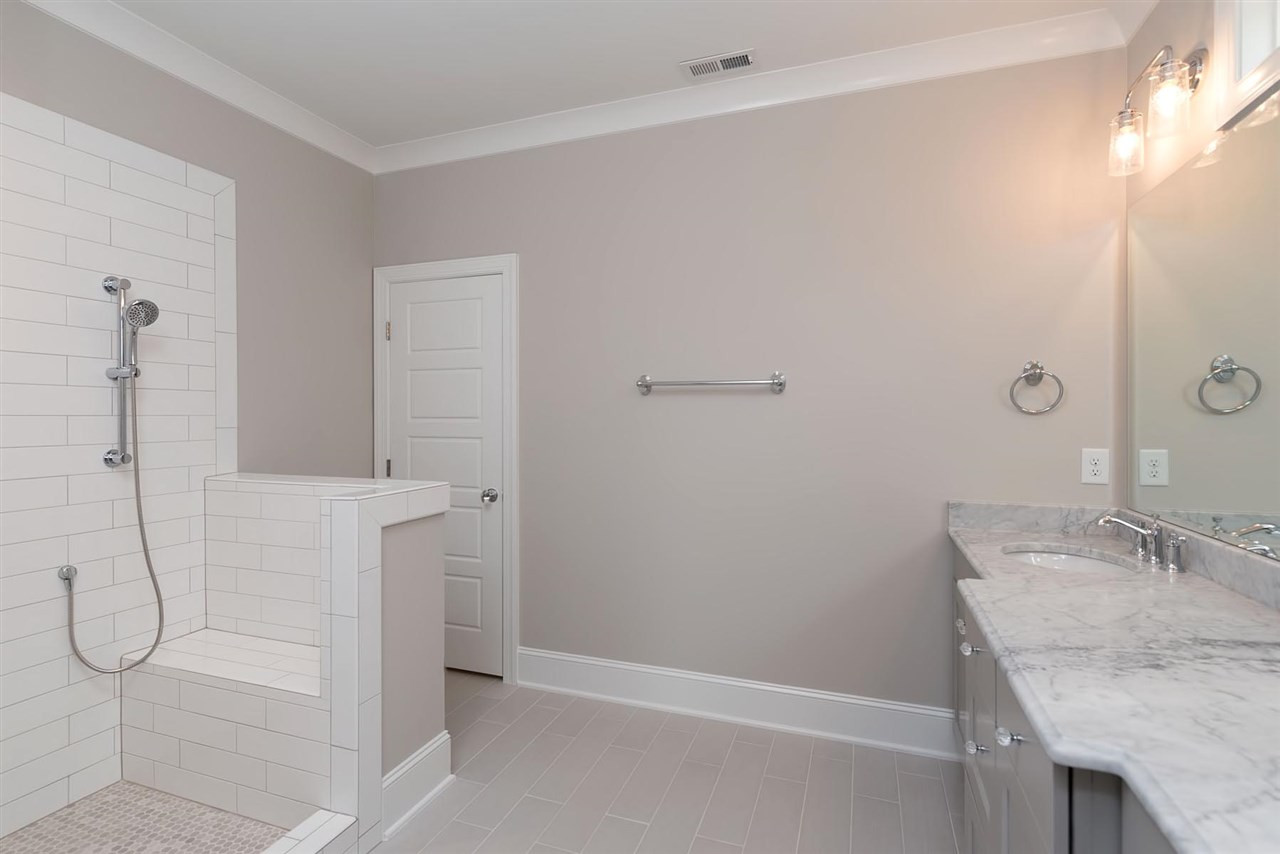 808 Cotton Place Raleigh, NC 27601 - Photo 19 of 25 Photo 19