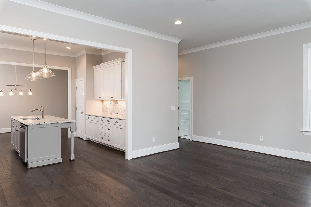 808 Cotton Place Raleigh, NC 27601 - Photo 5 of 25 Photo 5