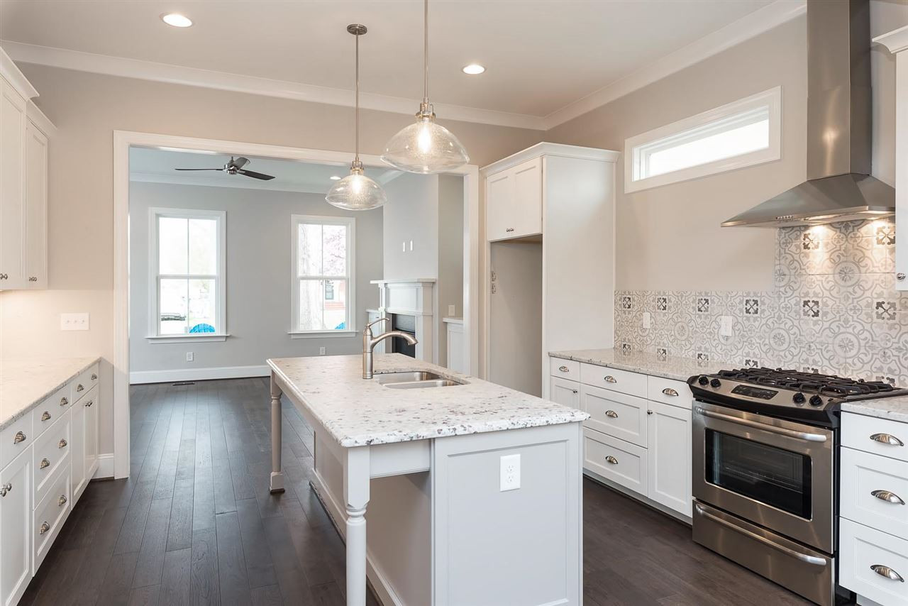 808 Cotton Place Raleigh, NC 27601 - Photo 8 of 25 Photo 8
