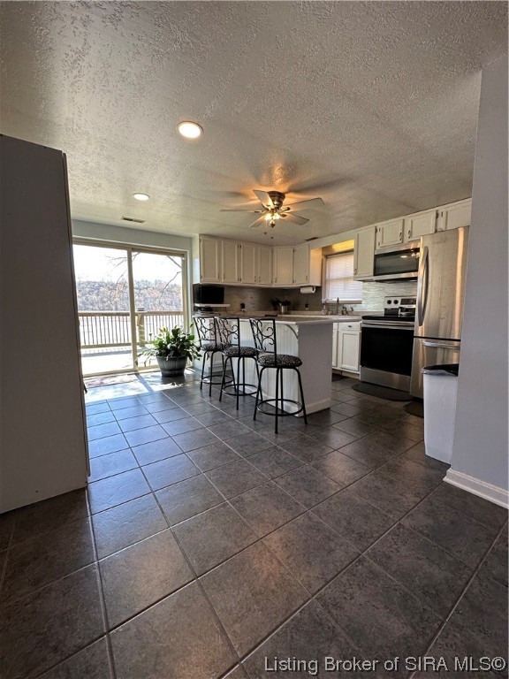 210 River Road West Charlestown, IN 47111 - Photo 4 of 27 Gallery Image 4