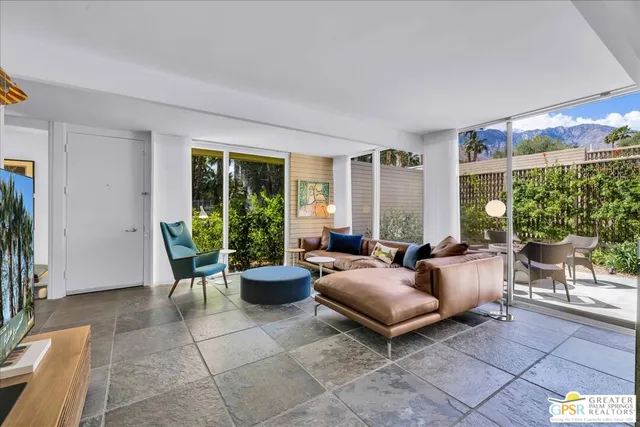 $699,999 | 360 Cabrillo Road, Unit 118, Palm Springs, CA 92262