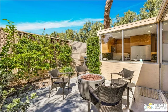 $699,999 | 360 Cabrillo Road, Unit 118, Palm Springs, CA 92262