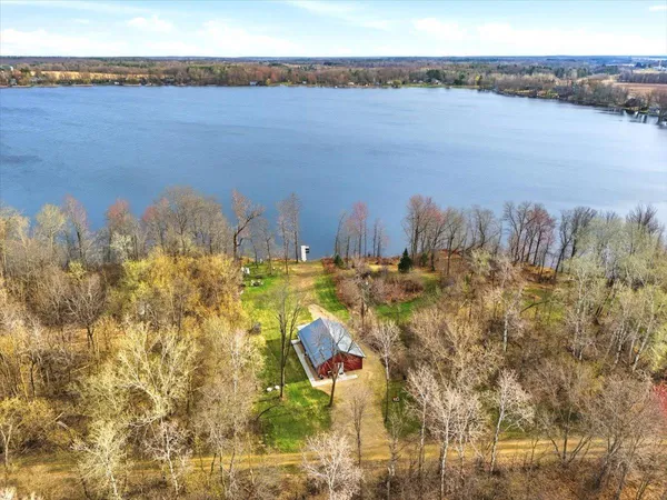 $565,000 | 231 75th Avenue, Clayton, WI 54004