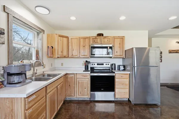 $565,000 | 231 75th Avenue, Clayton, WI 54004
