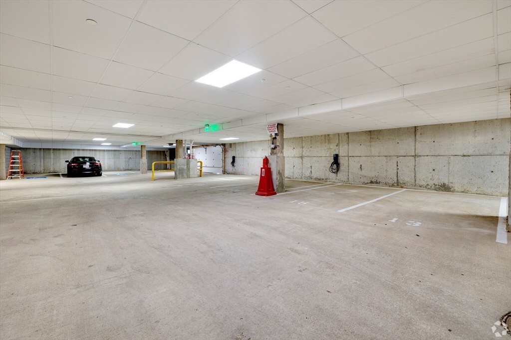 9 Central Street, Unit 207 Somerville, MA 02143 - Photo 25 of 32 a big room with natural light