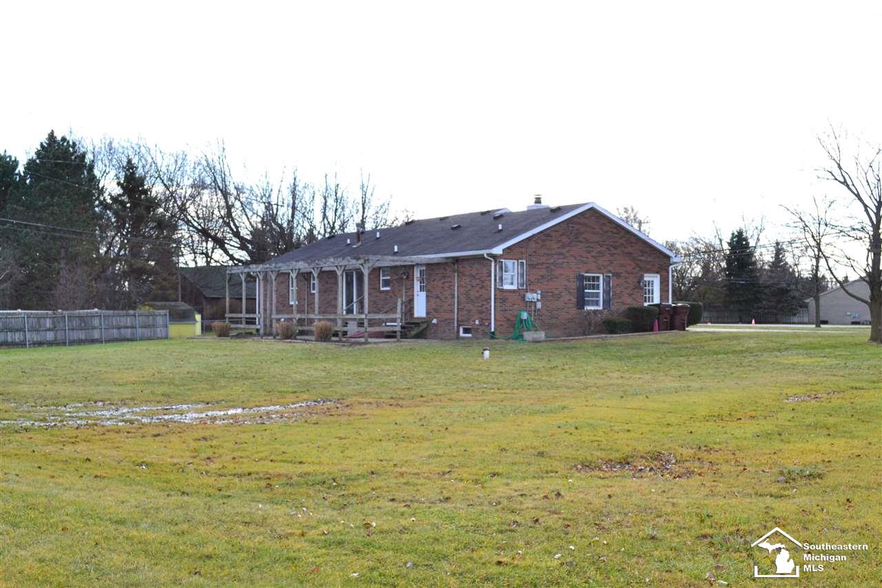 1620 Stewart Road Monroe, MI 48162 - Photo 2 of 39