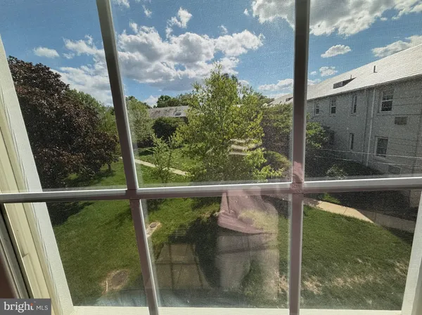 $1,850 | 230 North George Mason Drive, Unit 2304, Arlington, VA 22203