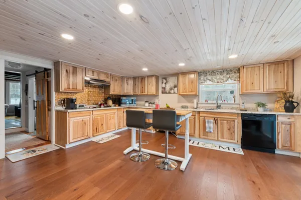 $564,000 | 193 New Hebron Road, Plymouth, NH 03264