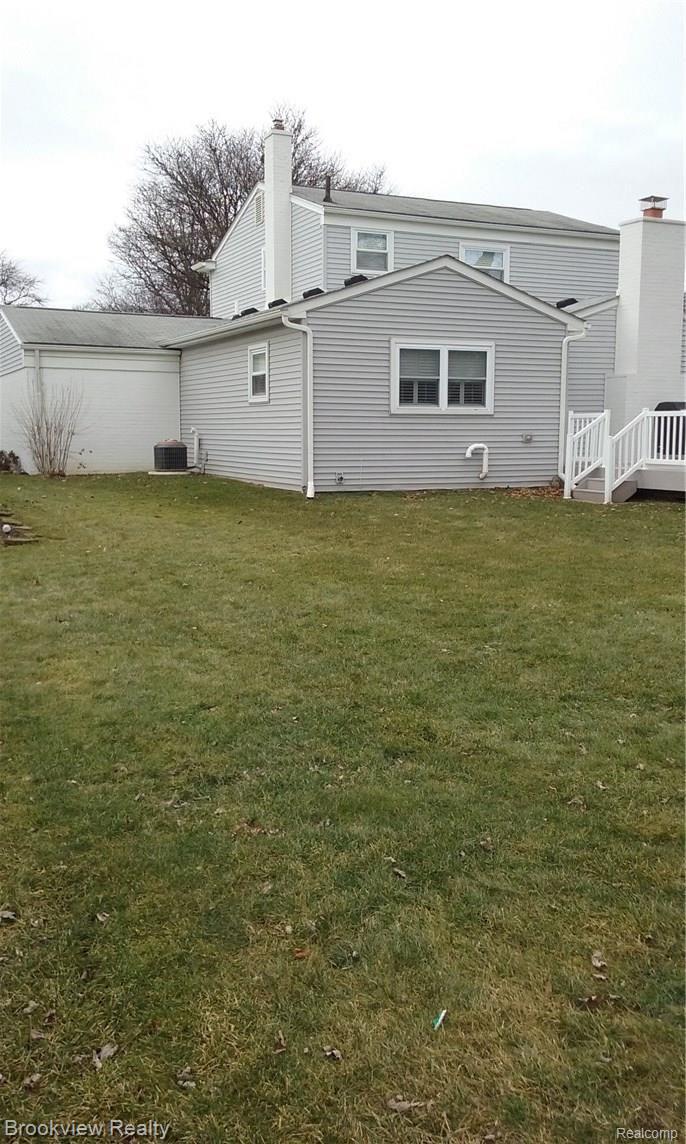 14148 Merriman Road Livonia, MI 48154 - Photo 24 of 61 20170208_130825.jpg