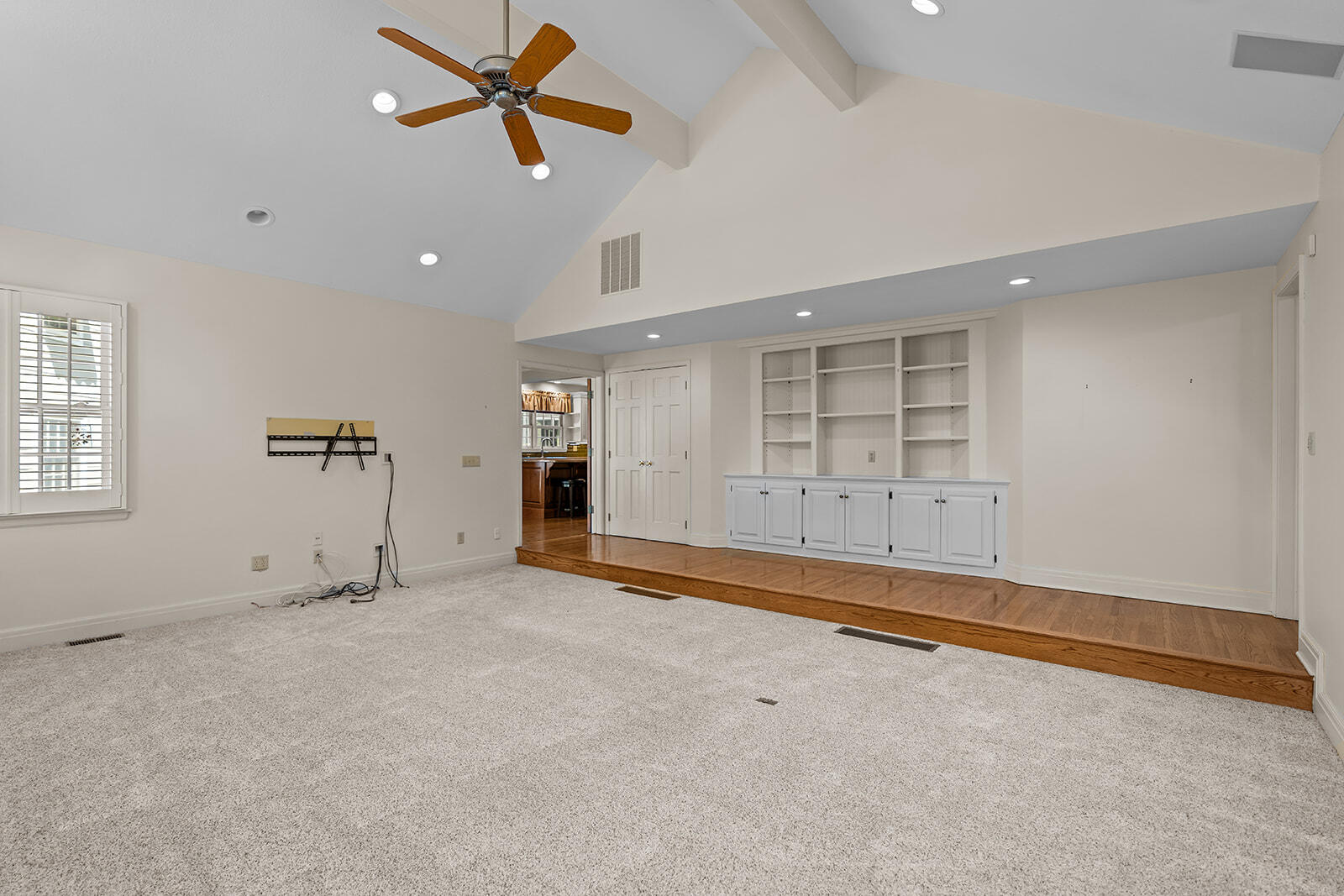 1645 East Meadowmere Street Springfield, MO 65804 - Photo 37 of 72 DSC01036