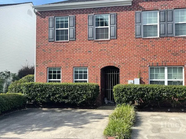 $1,900 | 309 Station Trail, Savannah, GA 31406