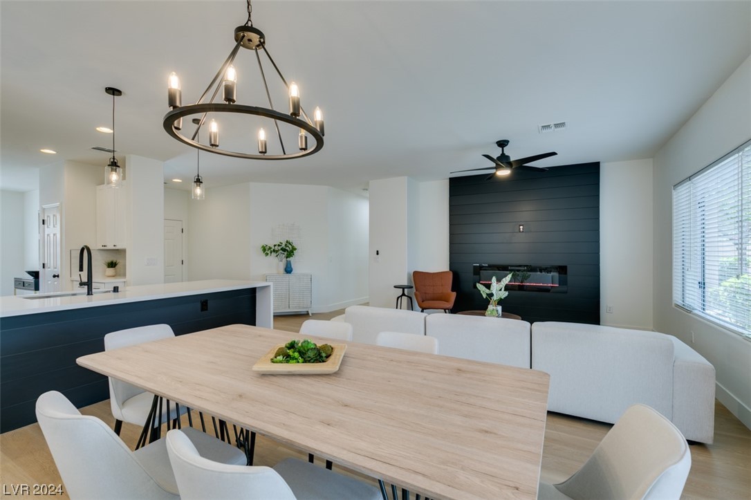 2541 Springville Way Henderson, NV 89052 - Photo 16 of 36