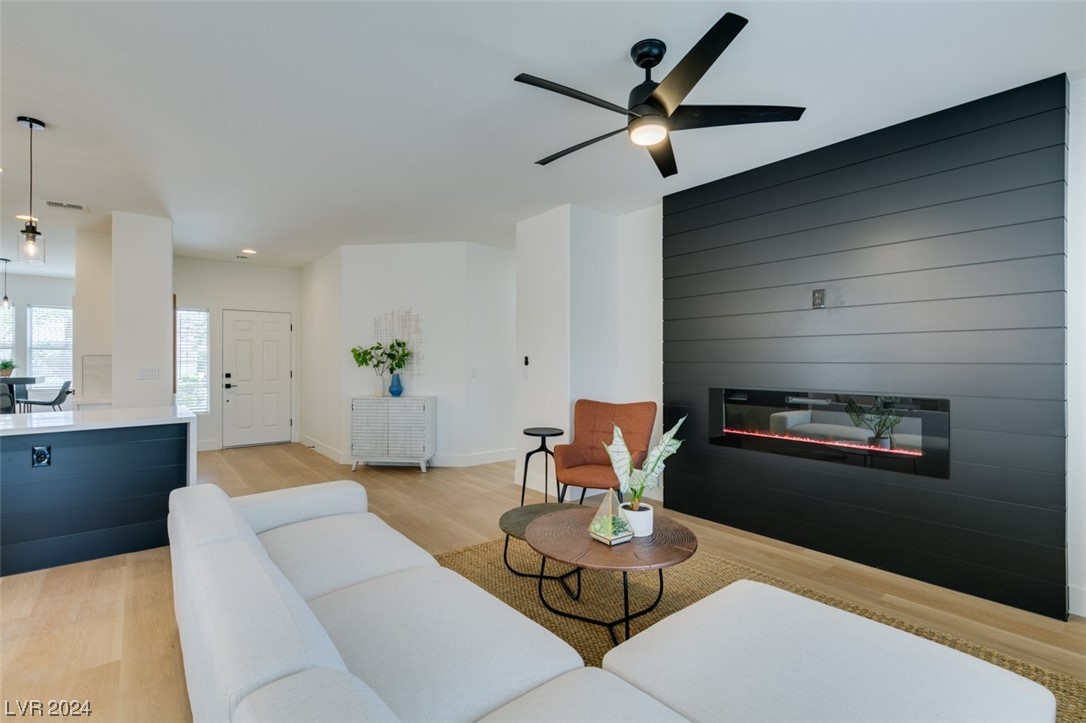 2541 Springville Way Henderson, NV 89052 - Photo 9 of 36