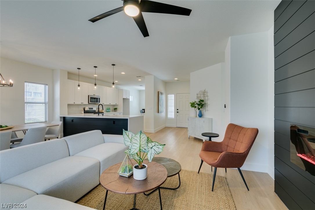 2541 Springville Way Henderson, NV 89052 - Photo 10 of 36