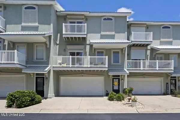 $349,900 | 734 West Beach Boulevard, Unit 734, Pass Christian, MS 39571