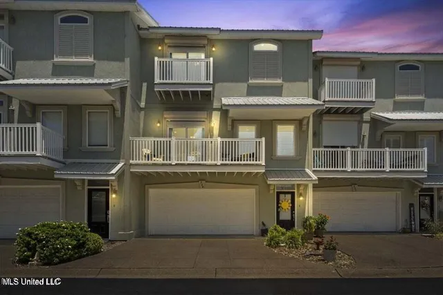 $364,900 | 734 West Beach Boulevard, Unit 734, Pass Christian, MS 39571