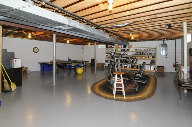 $3,400 | 7825 West Puetz Road, Franklin, WI 53132