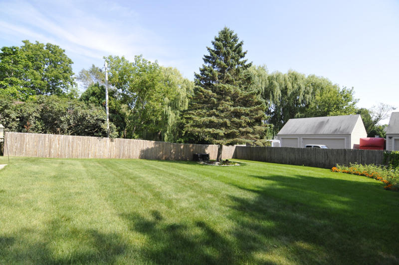 7825 West Puetz Road Franklin, WI 53132 - Photo 16 of 22 Yard 2