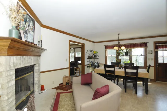 $3,400 | 7825 West Puetz Road, Franklin, WI 53132