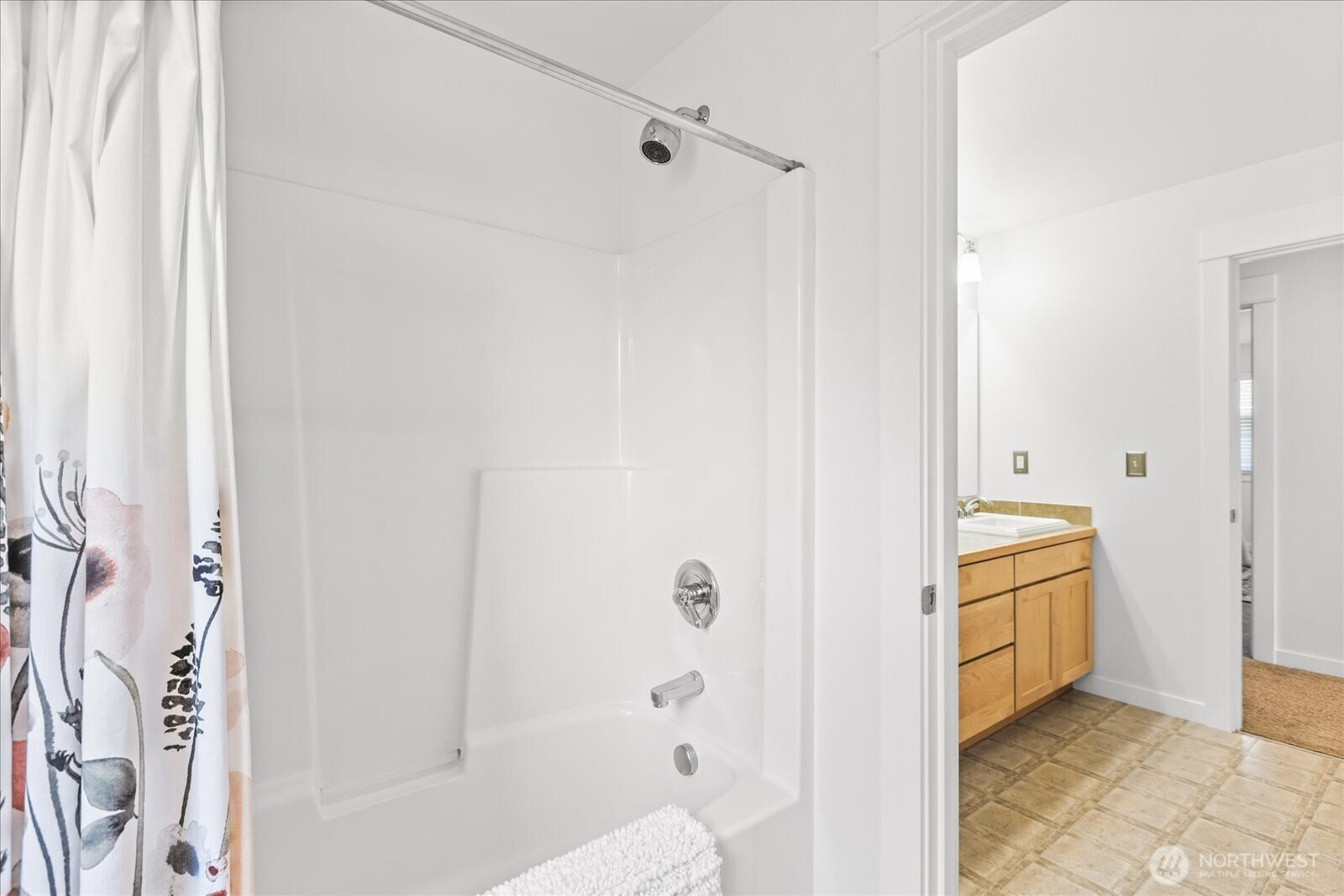 3717 222nd Place Southeast Bothell, WA 98021 - Photo 28 of 40 Gallery Image 28