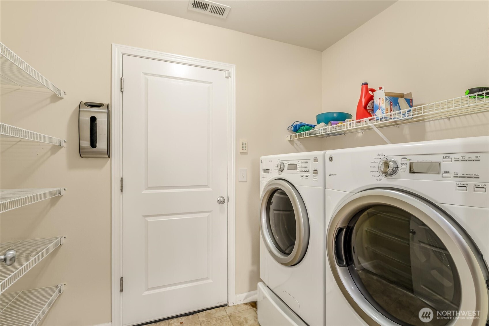 3933 178th Place Southeast Bothell, WA 98012 - Photo 18 of 40