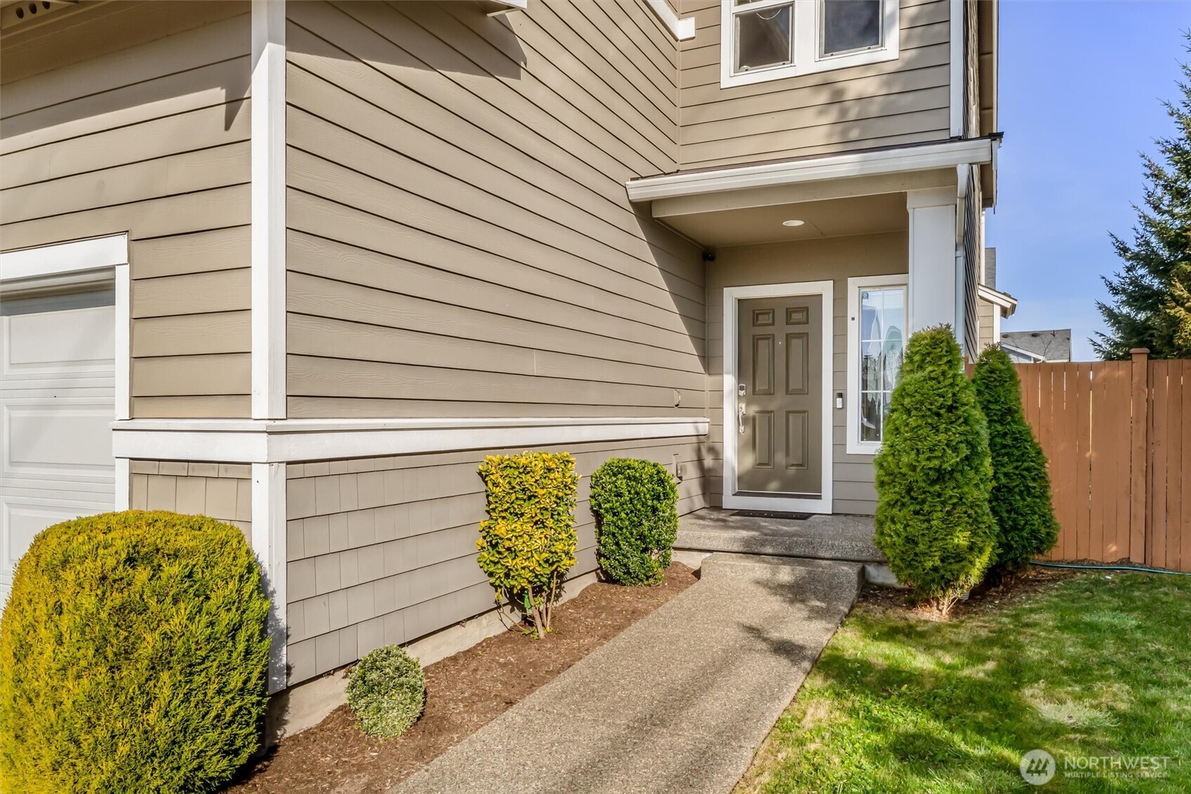 3933 178th Place Southeast Bothell, WA 98012 - Photo 3 of 40