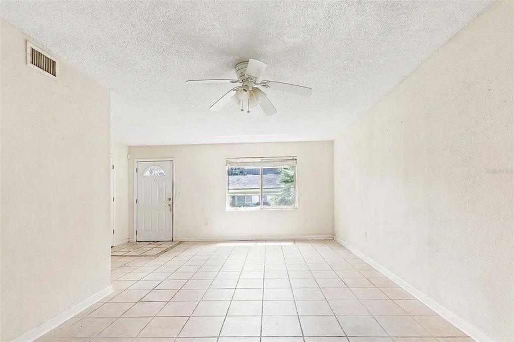 501 Southwest 75th Street, Unit C3 Gainesville, FL 32607 - Photo 2 of 27