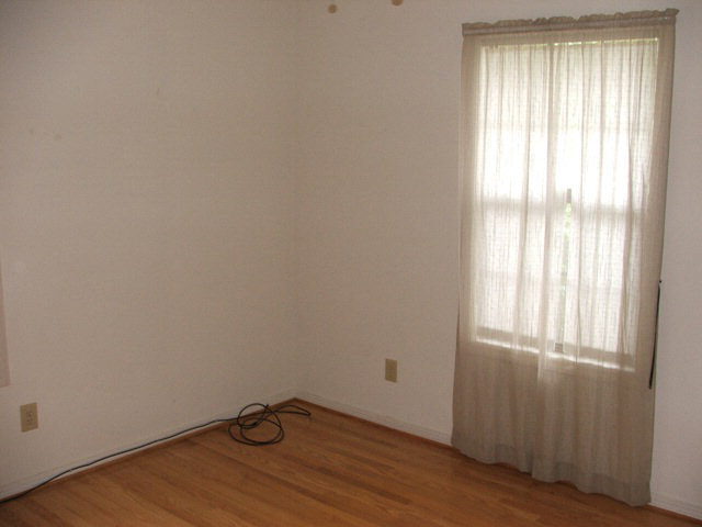304 Simon Street Fairhope, AL 36532 - Photo 9 of 13 Bedroom 2