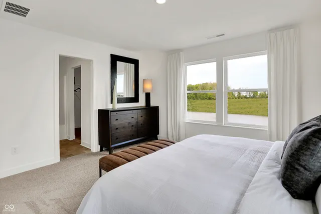 $316,690 | 2883 Woods Edge Drive, Greenwood, IN 46143