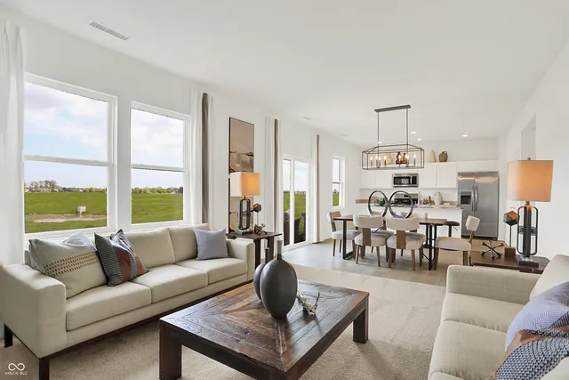 $316,690 | 2883 Woods Edge Drive, Greenwood, IN 46143