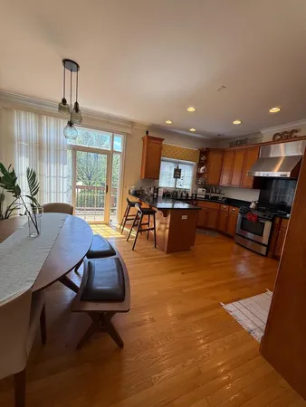 $3,150 | 2007 Alta Vista Court, Unit 2007, Naperville, IL 60563