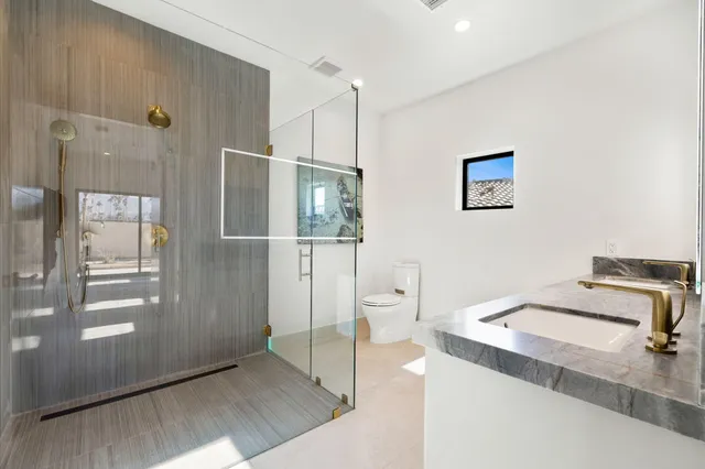 $694,900 | 76718 Kentucky Avenue, Palm Desert, CA 92211