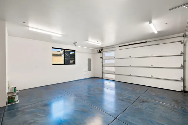 $694,900 | 76718 Kentucky Avenue, Palm Desert, CA 92211