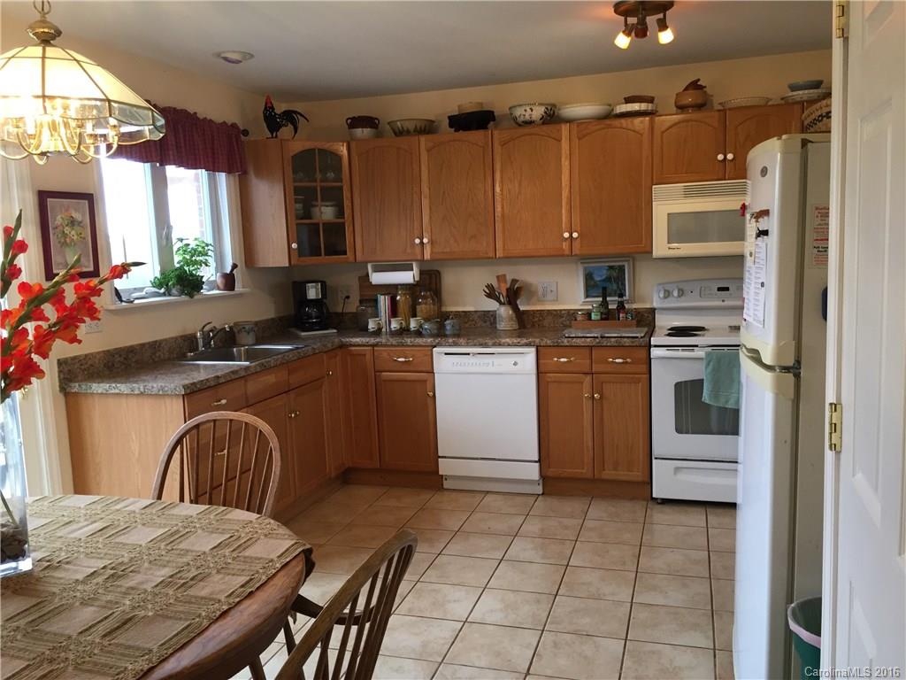 545 Shytle Road Columbus, NC 28722 - Photo 7 of 23