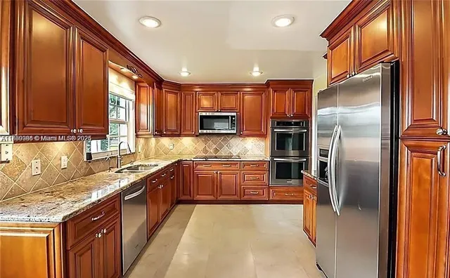 $2,699,000 | 13500 Southwest 55th Street, Southwest Ranches, FL 33330