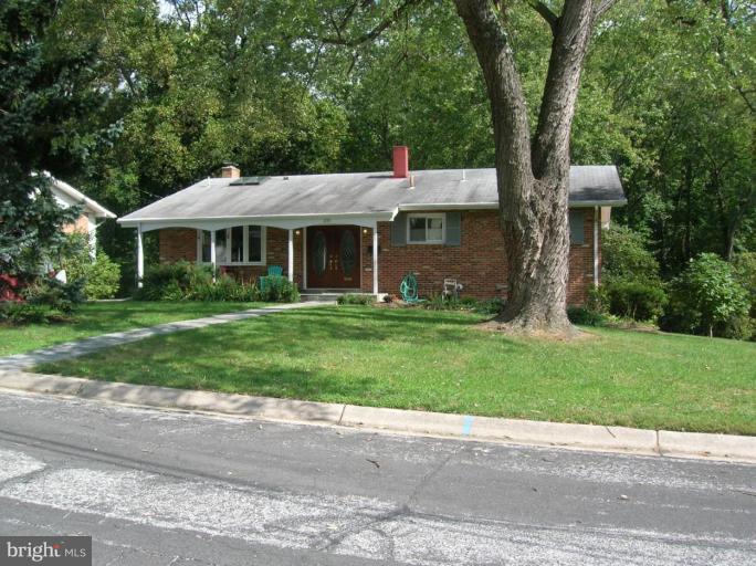 605 Bromley Street Silver Spring, MD 20902 - Photo 1 of 25 Exterior (Main)