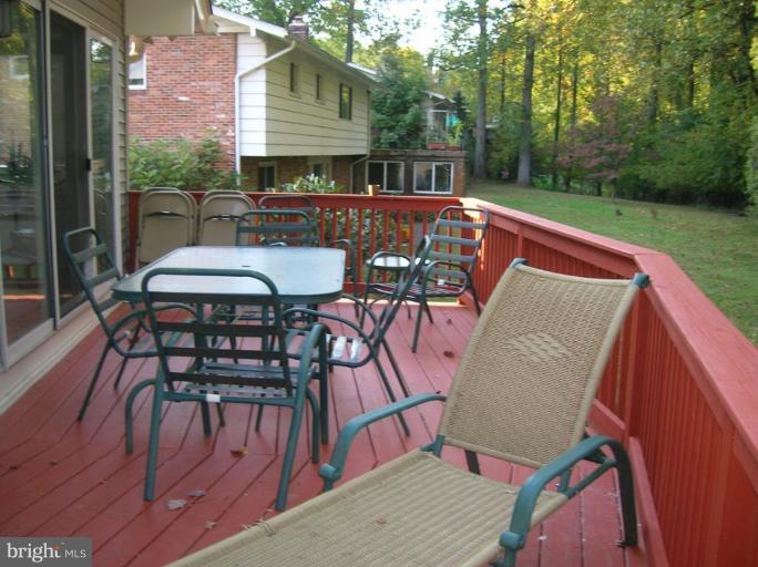 605 Bromley Street Silver Spring, MD 20902 - Photo 19 of 25 Deck