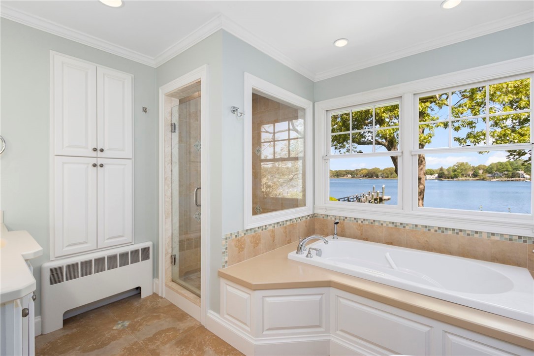 29 Riverside Drive Barrington, RI 02806 - Photo 23 of 37