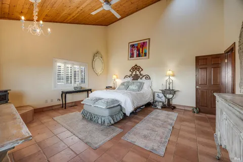 $1,749,000 | 700 Old King Road, Petaluma, CA 94952