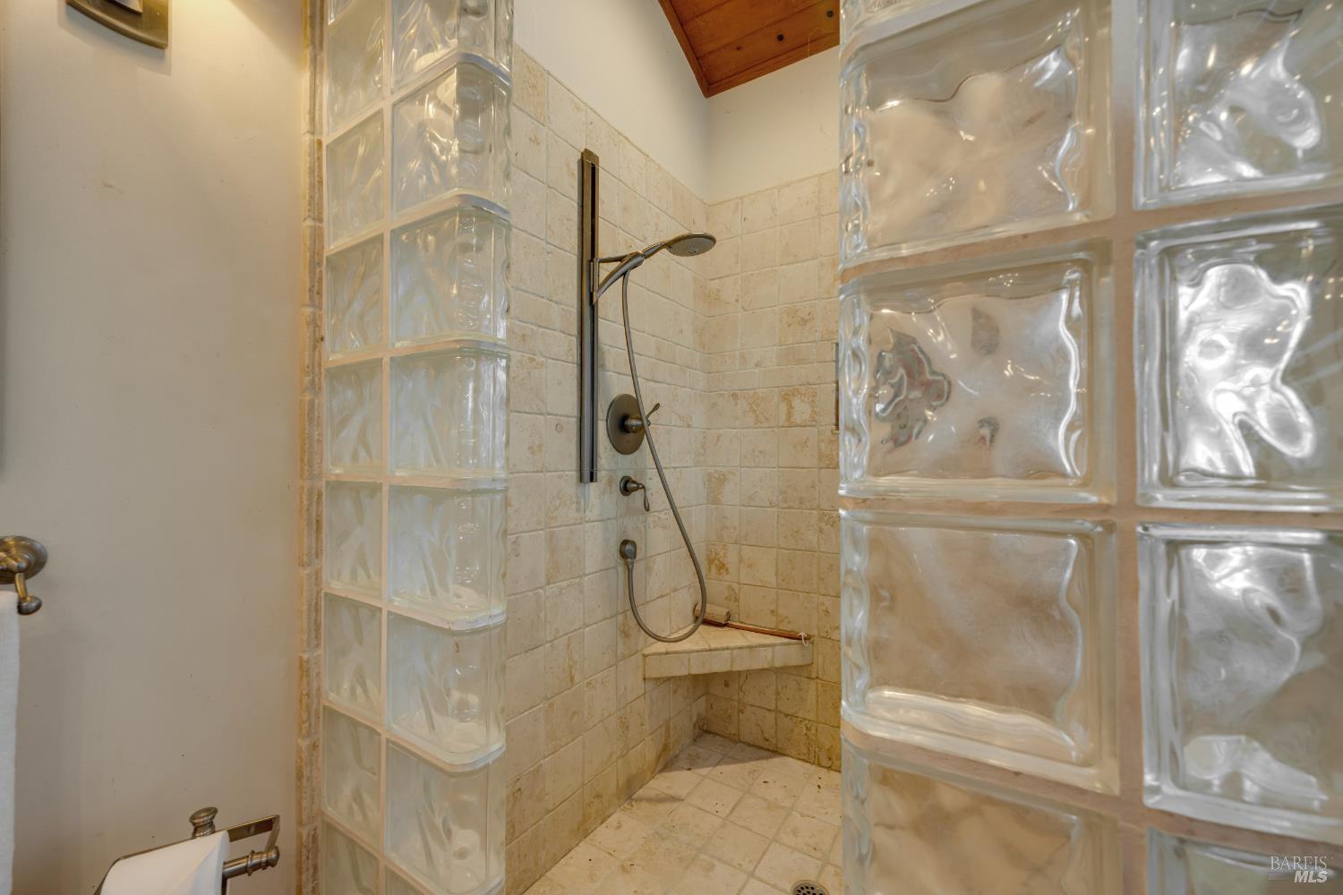 700 Old King Road Petaluma, CA 94952 - Photo 23 of 70