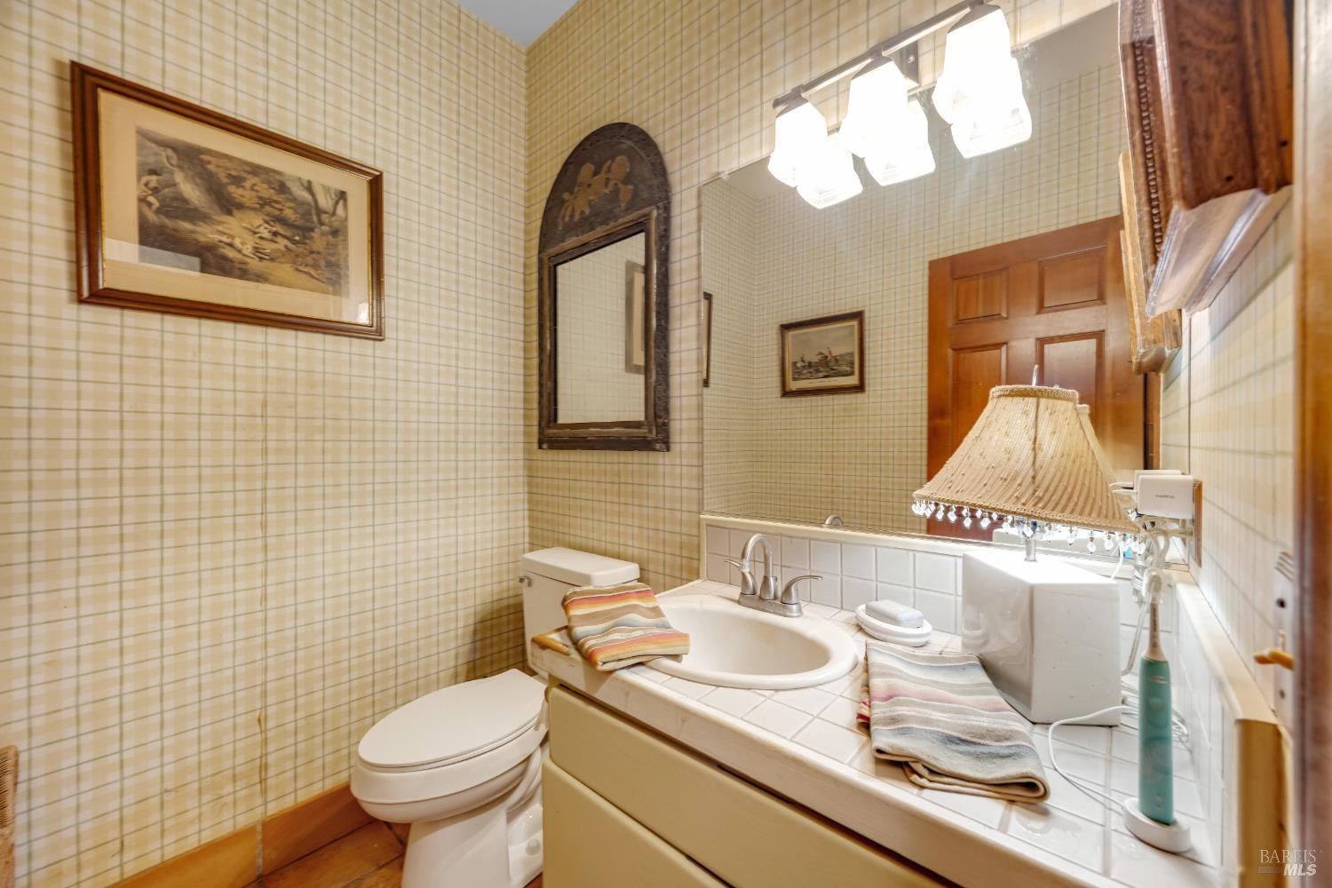 700 Old King Road Petaluma, CA 94952 - Photo 34 of 70