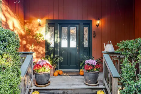 $1,749,000 | 700 Old King Road, Petaluma, CA 94952