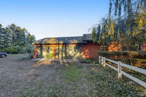 $1,749,000 | 700 Old King Road, Petaluma, CA 94952