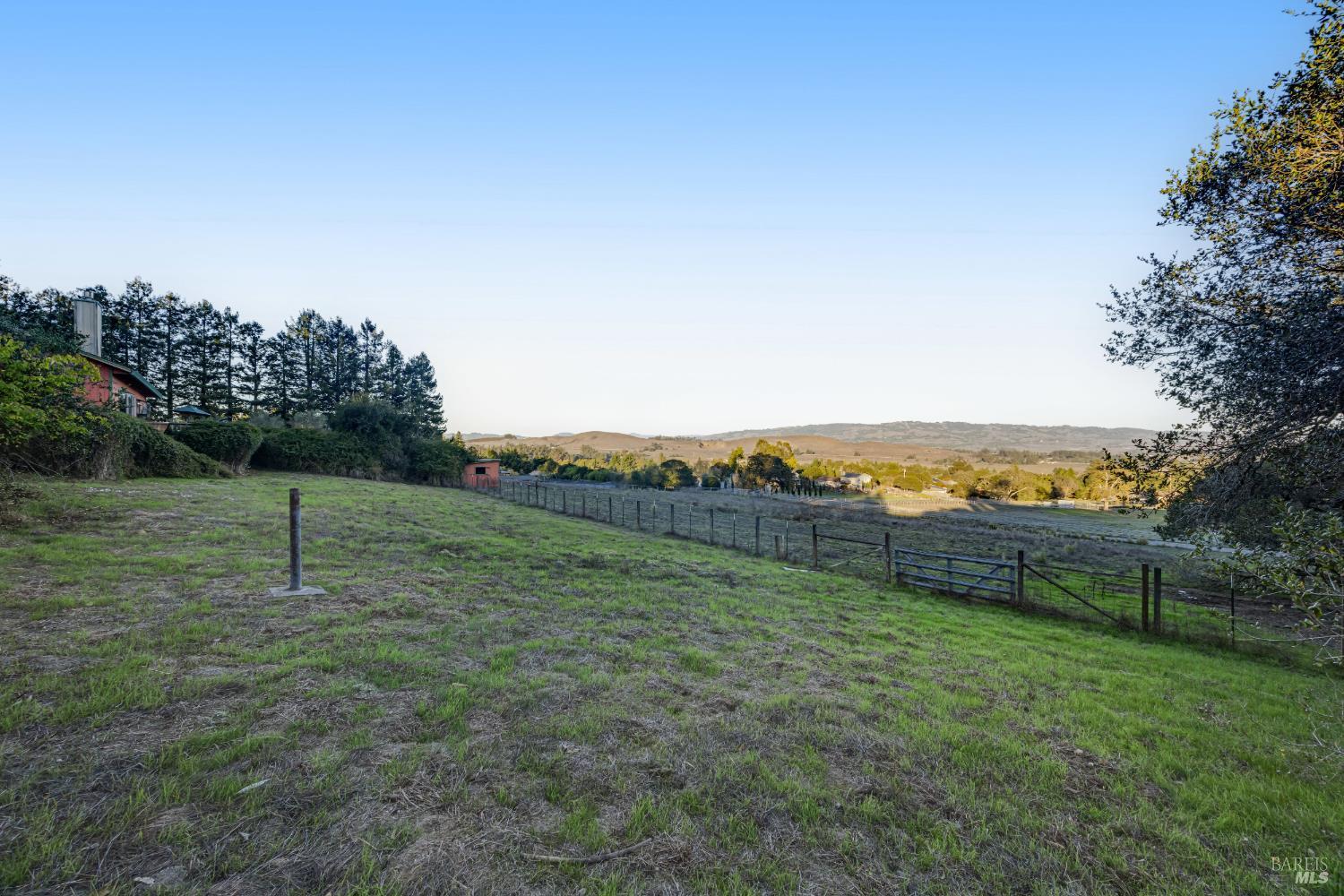 700 Old King Road Petaluma, CA 94952 - Photo 58 of 70