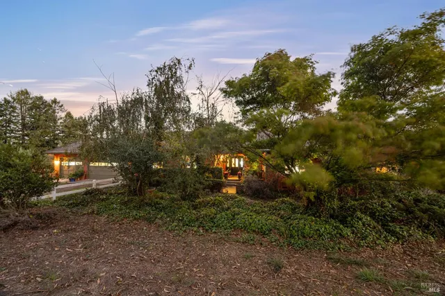 $1,799,000 | 700 Old King Road, Petaluma, CA 94952