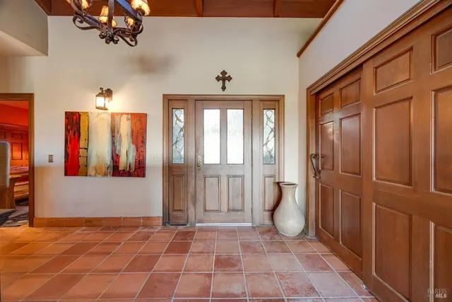 $1,799,000 | 700 Old King Road, Petaluma, CA 94952