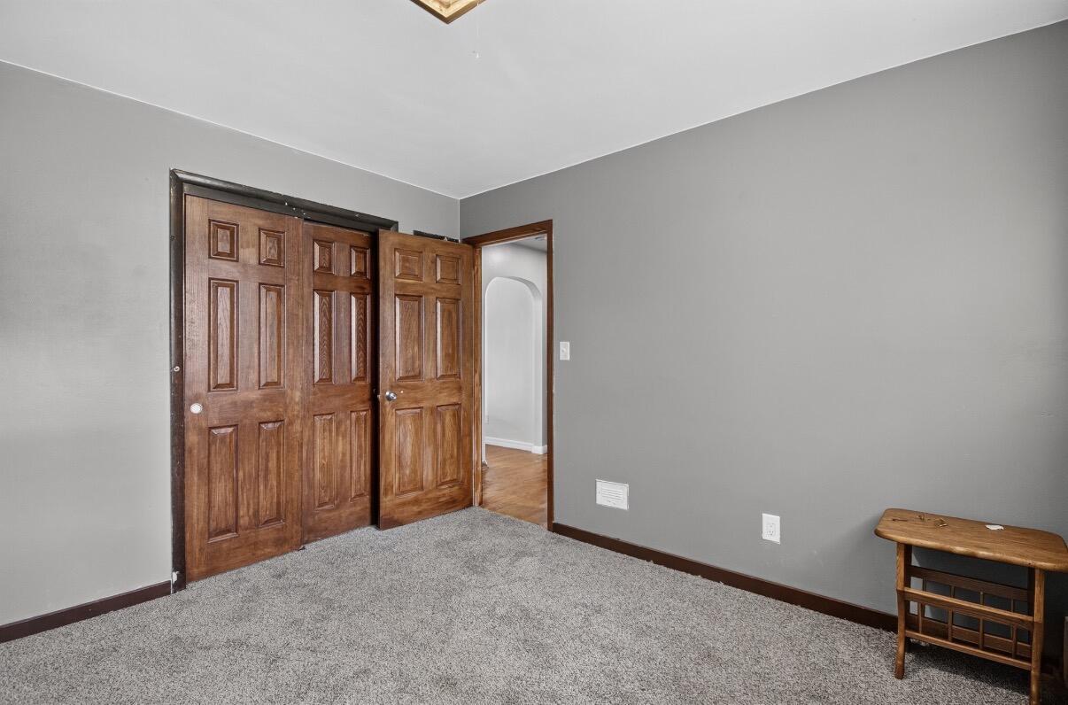 925 Lockwood Avenue Racine, WI 53403 - Photo 13 of 25 IMG_9919