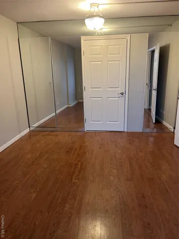 $3,500 | 2 Bay Club Drive, Unit 8V | Bay Terrace