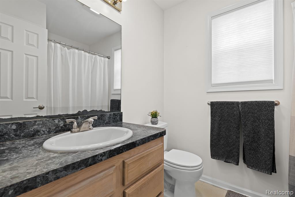 755 1st Street Fenton, MI 48430 - Photo 16 of 35