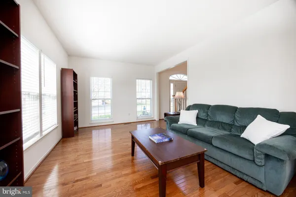$675,000 | 306 Winchester Lane, West Grove, PA 19390